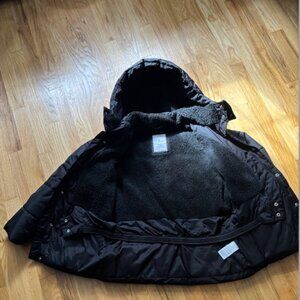 Gap Boys Black 10/12 Large Winter/Snow Coat with Detachable Hood